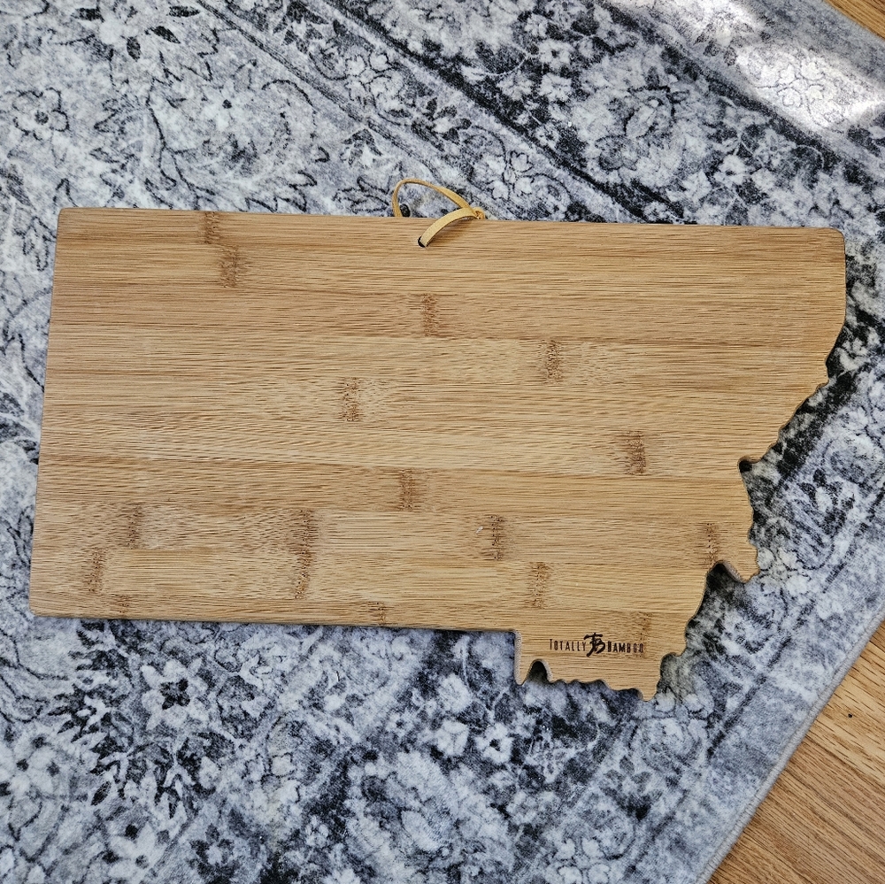 Bamboo Montana Shaped Cutting Board
